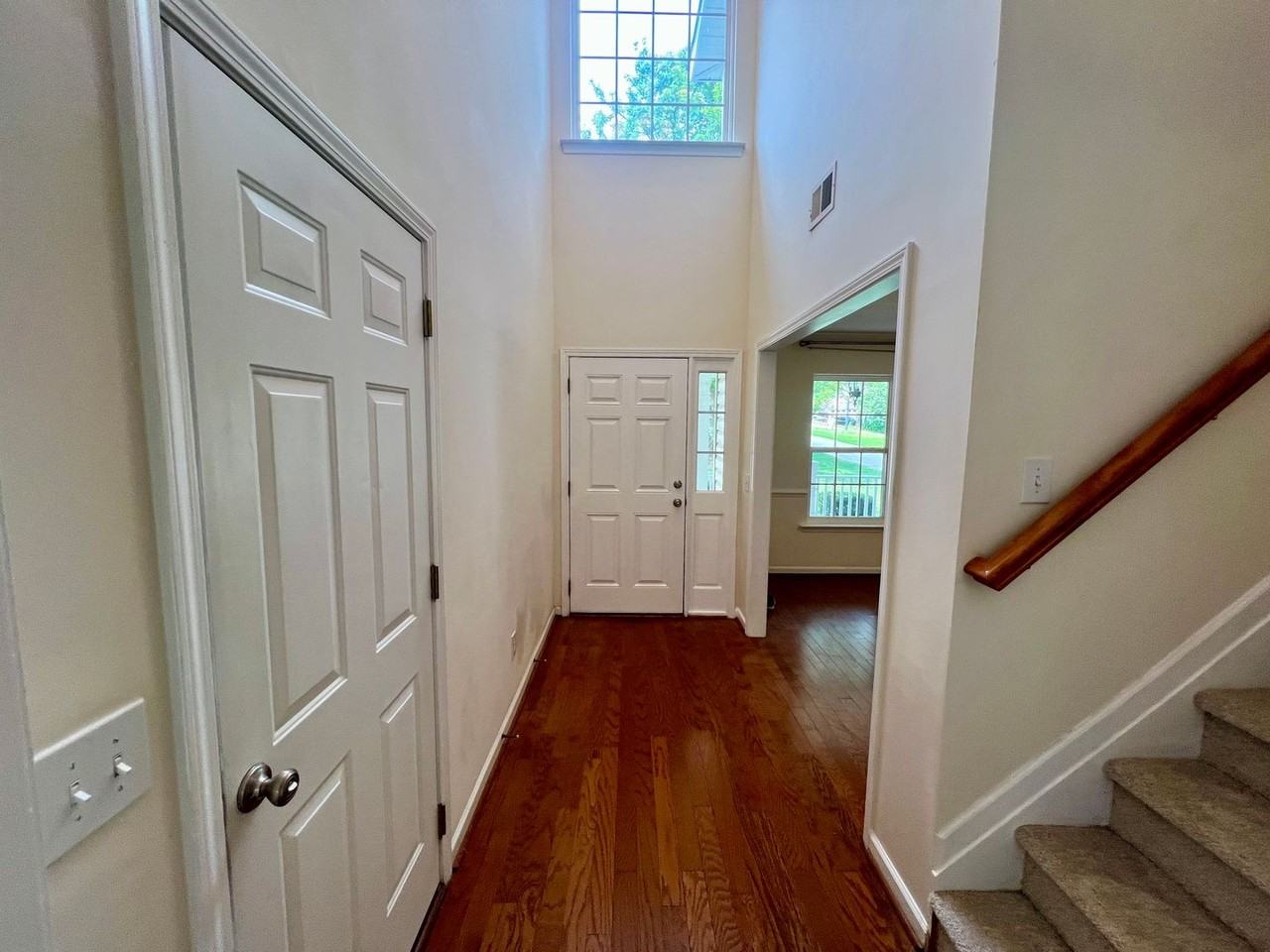 310 Wintergreen Rd - Photo 3 of 30