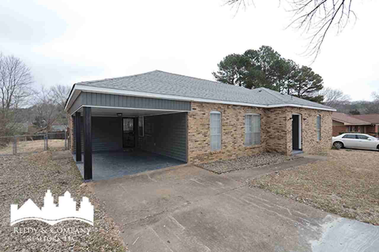 3782 Wychemere Dr - Photo 2 of 20