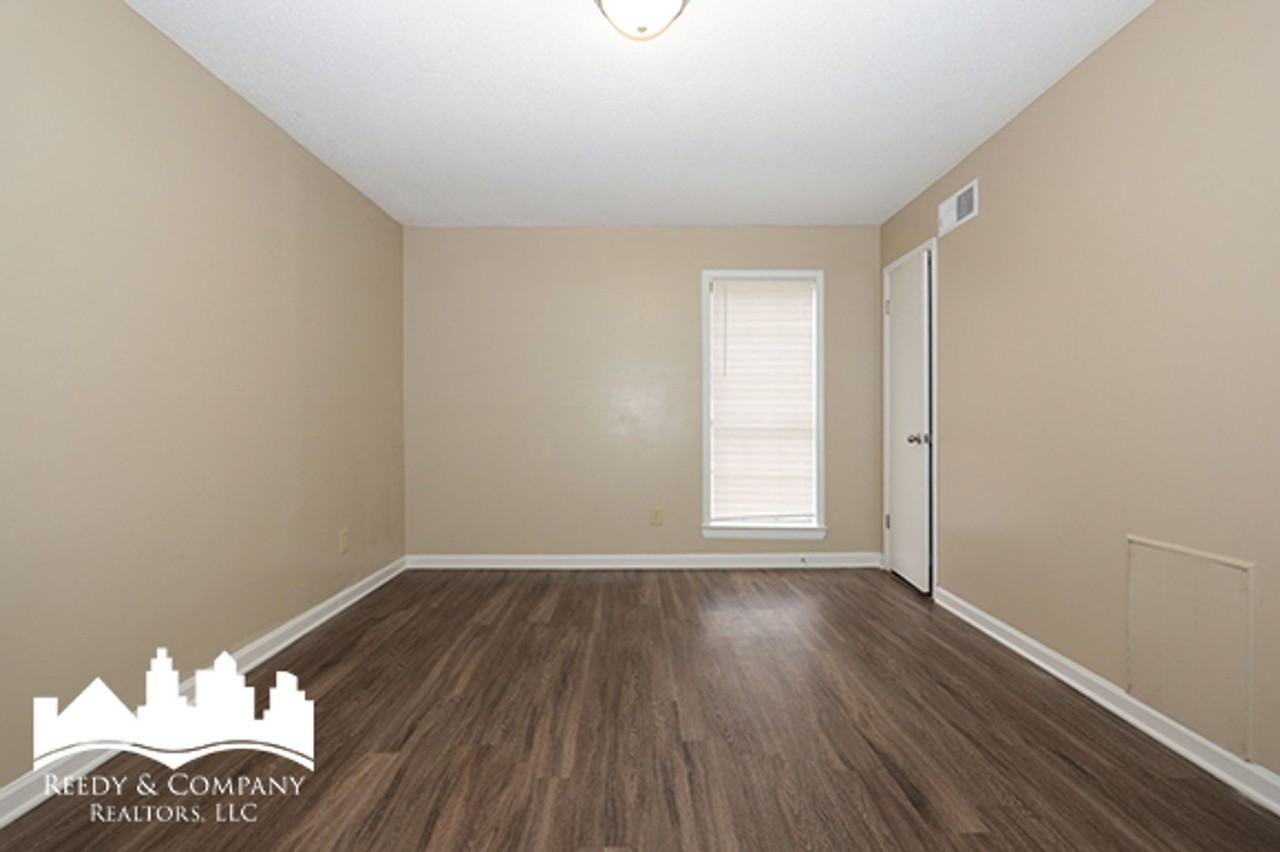 3782 Wychemere Dr - Photo 6 of 20