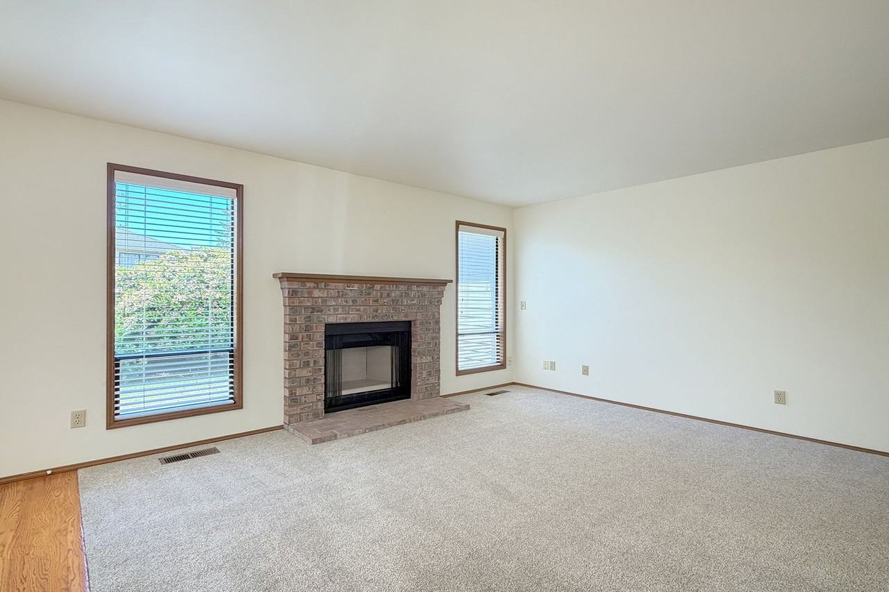 6335 114th Ave Se - Photo 6 of 24