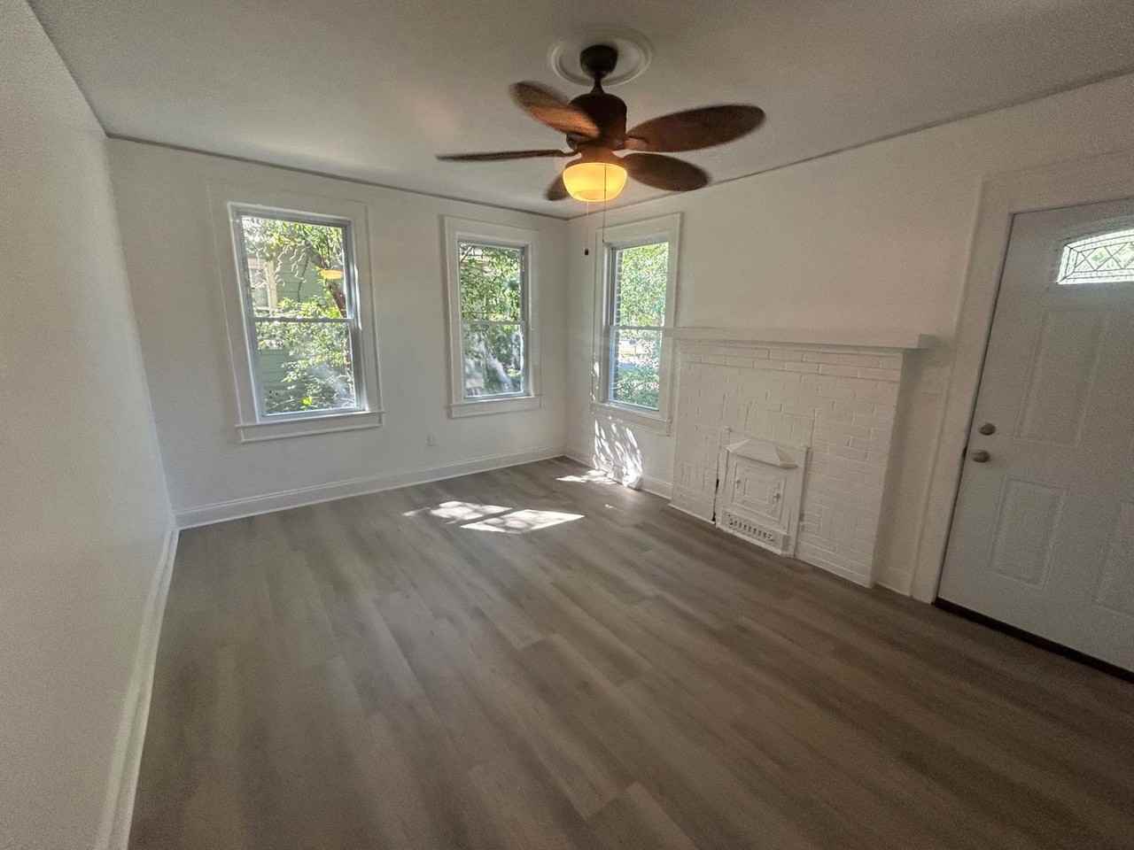 1413 Hyatt Ave - Photo 6 of 34