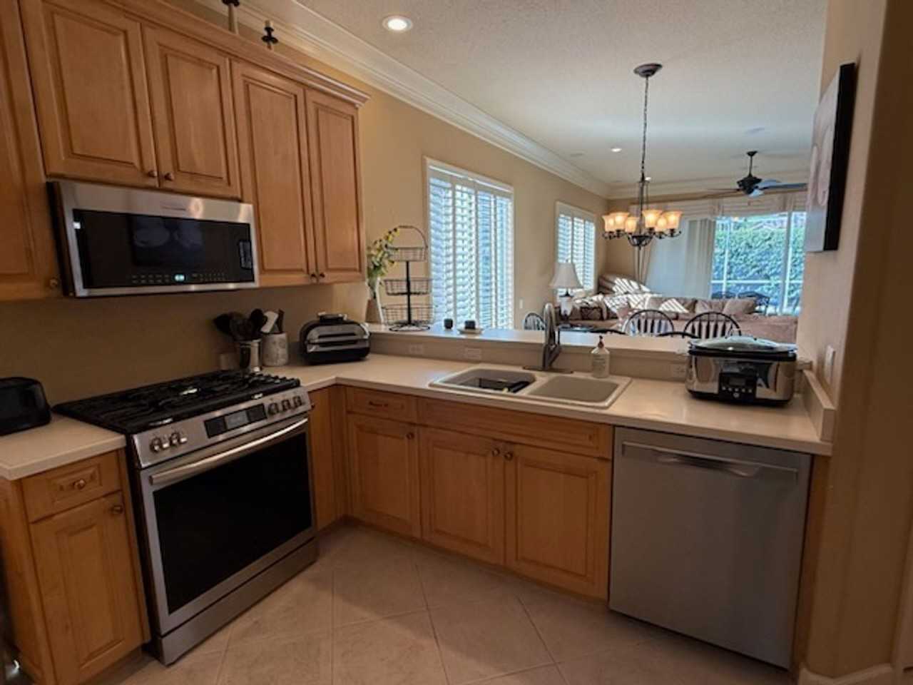 9735 53rd Dr E - Photo 4 of 24