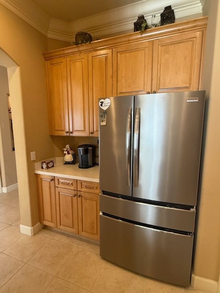 9735 53rd Dr E - Photo 6 of 24