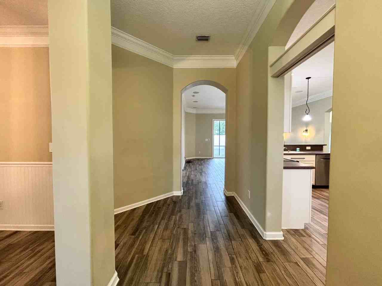 13856 Jeremiah Rd - Photo 3 of 37