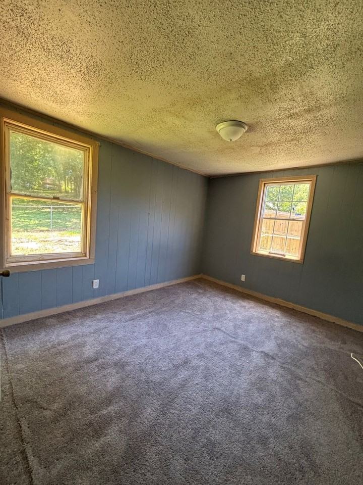 1409 Laboratory Rd - Photo 4 of 8