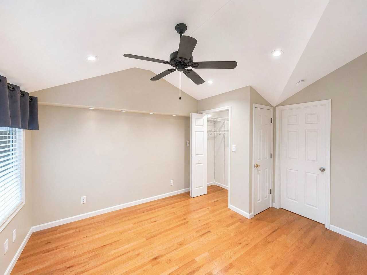 3703 Mount Vernon Ave - Photo 6 of 21