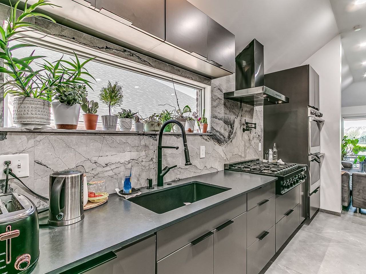 3608 Nw 176th St - Photo 6 of 36
