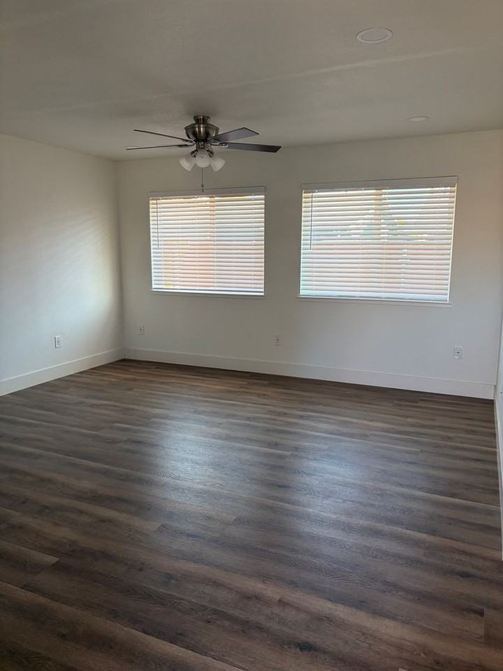 3143 Stern Way - Photo 3 of 15