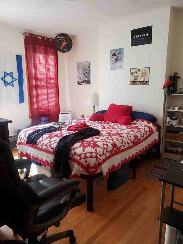 4 Dighton St - Photo 7 of 21