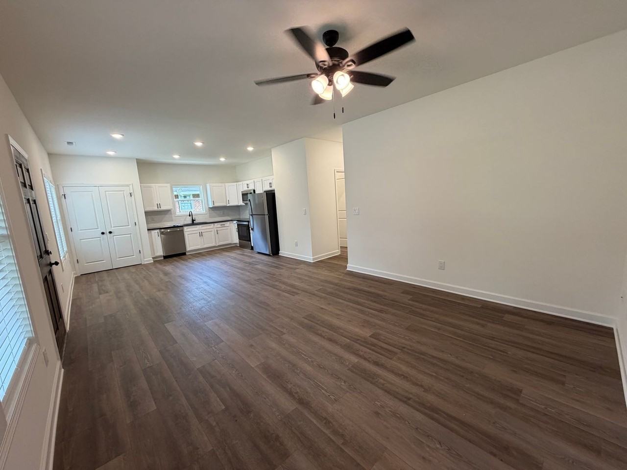 11 Beech St Ne - Photo 5 of 29