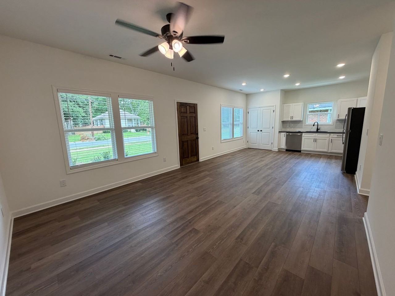 11 Beech St Ne - Photo 6 of 29
