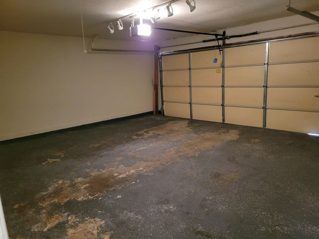 1513 Purdue Cir - Photo 5 of 19