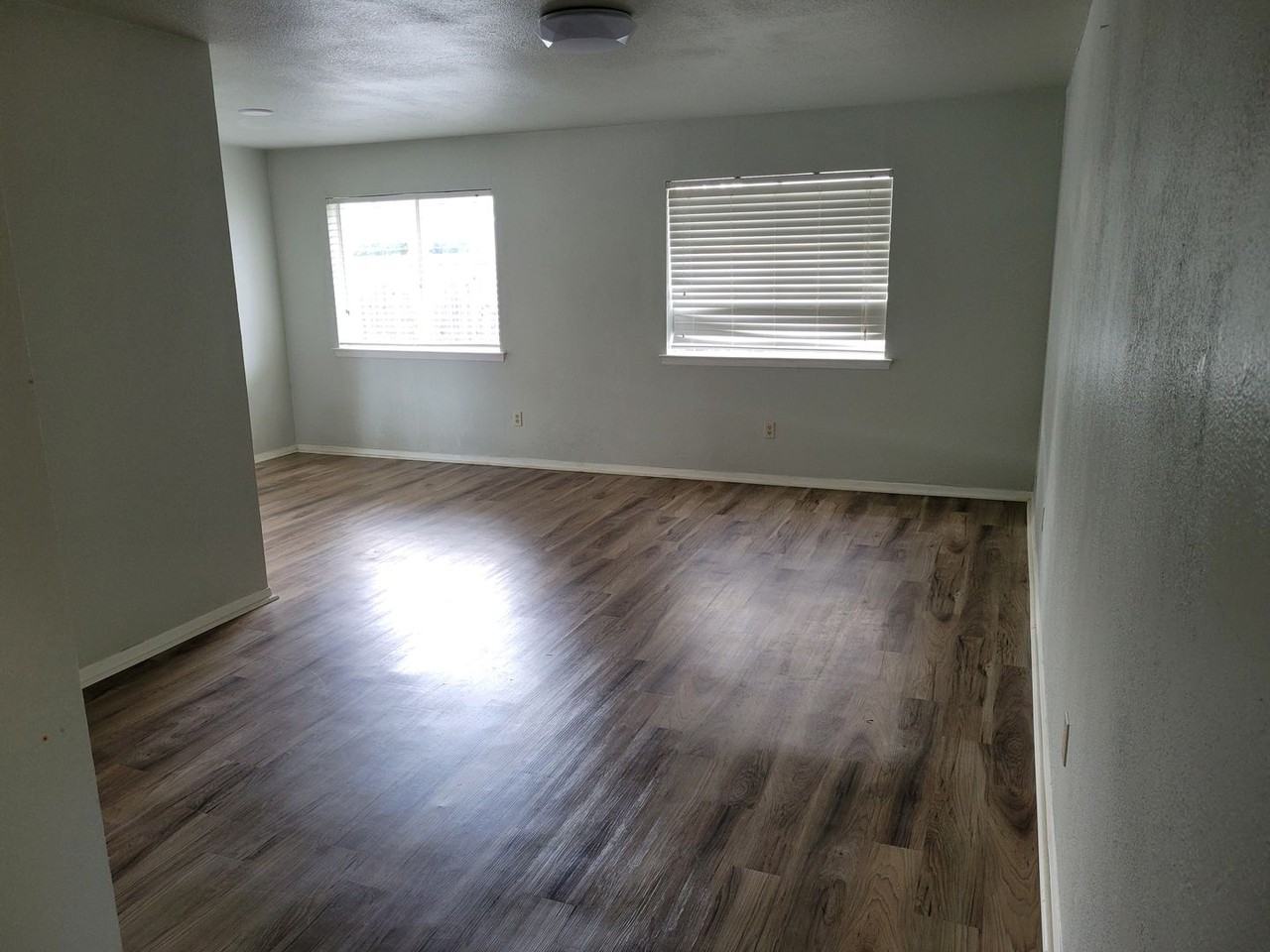 1513 Purdue Cir - Photo 7 of 19