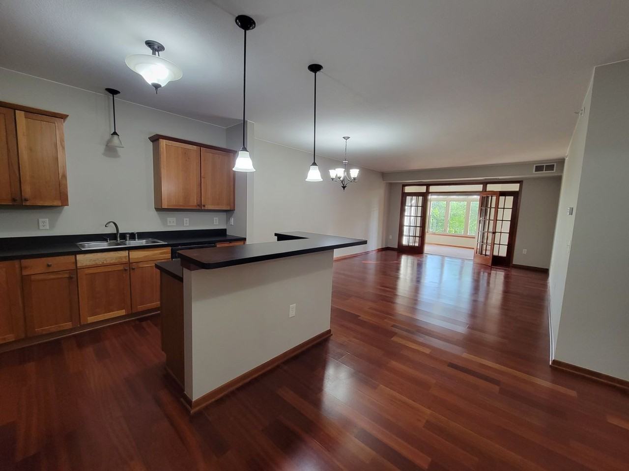 3251 Louisiana Ave S #116 - Photo 4 of 31