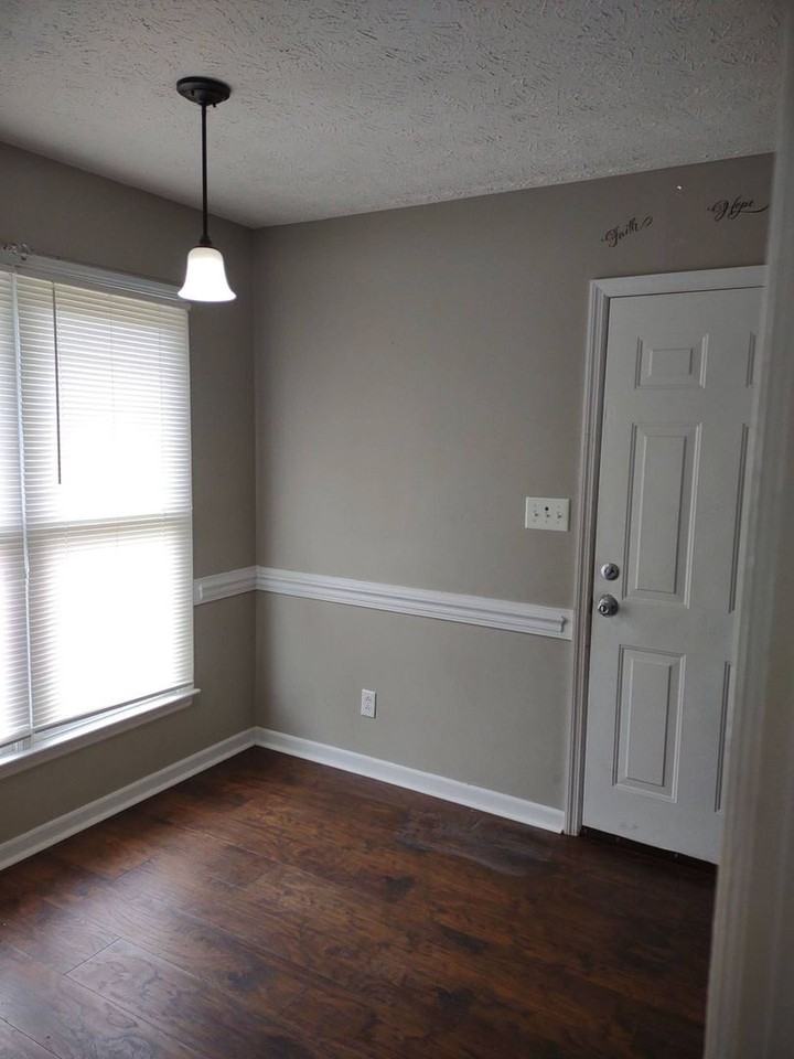 5041 Summer Ridge Rd - Photo 6 of 17