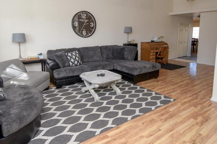 1015 S River Rd #44 - Photo 3 of 36