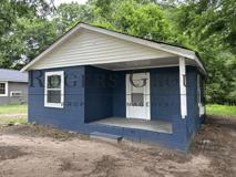 1023 Hughes St - Photo 1 of 1
