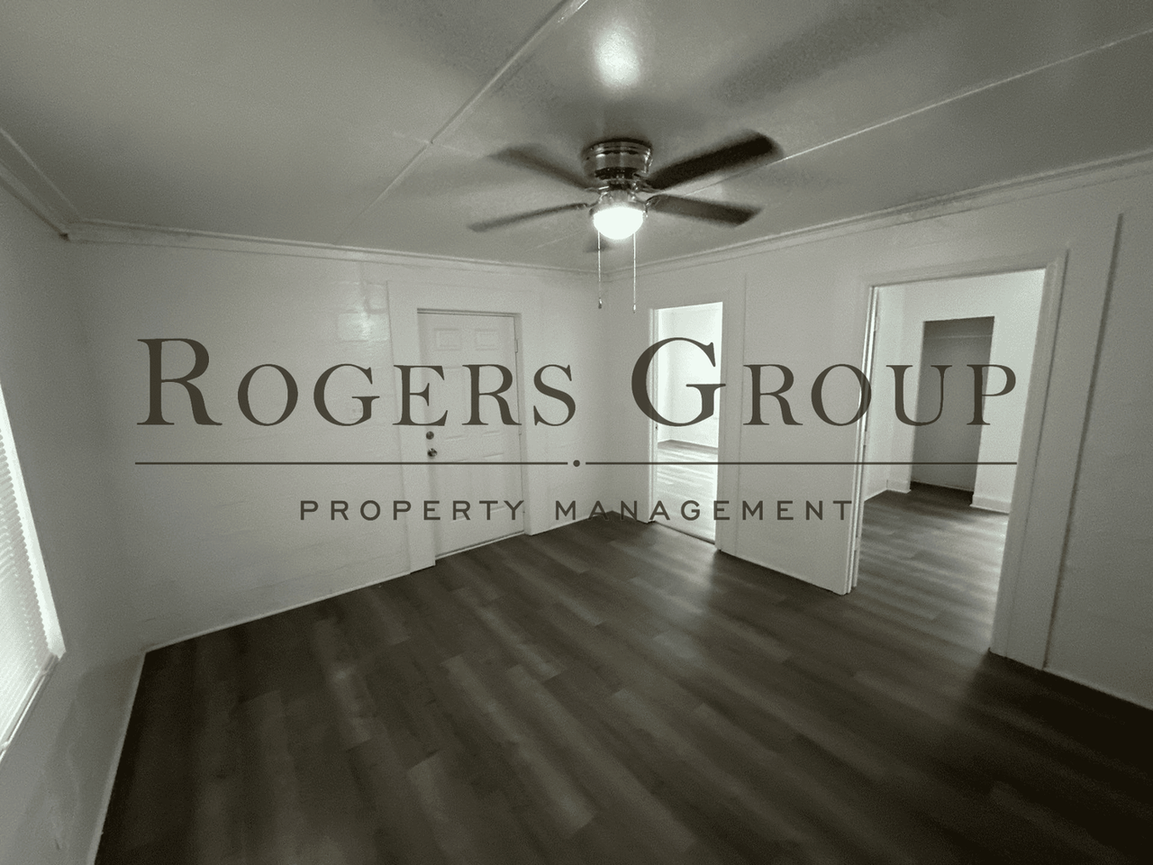 1023 Hughes St - Photo 7 of 14