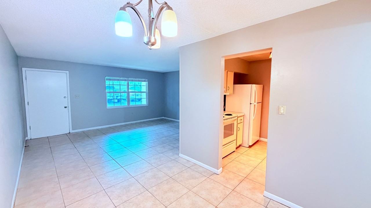2500 Lee Rd - Photo 7 of 16