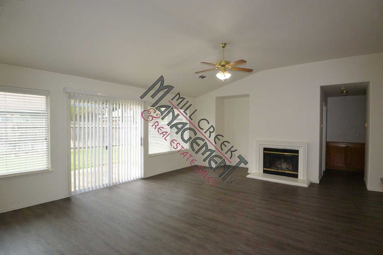5404 W Dorothea Ave - Photo 3 of 13
