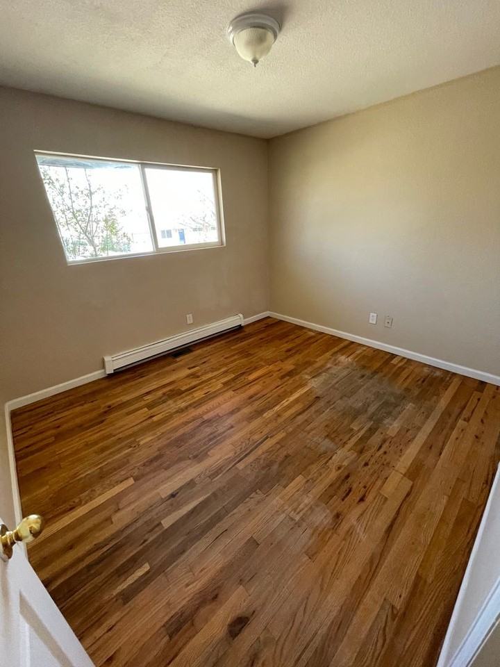 616 Zion Dr - Photo 7 of 20