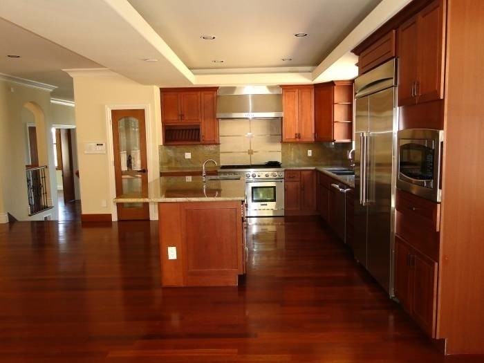 7023 Broadway Ter - Photo 4 of 20