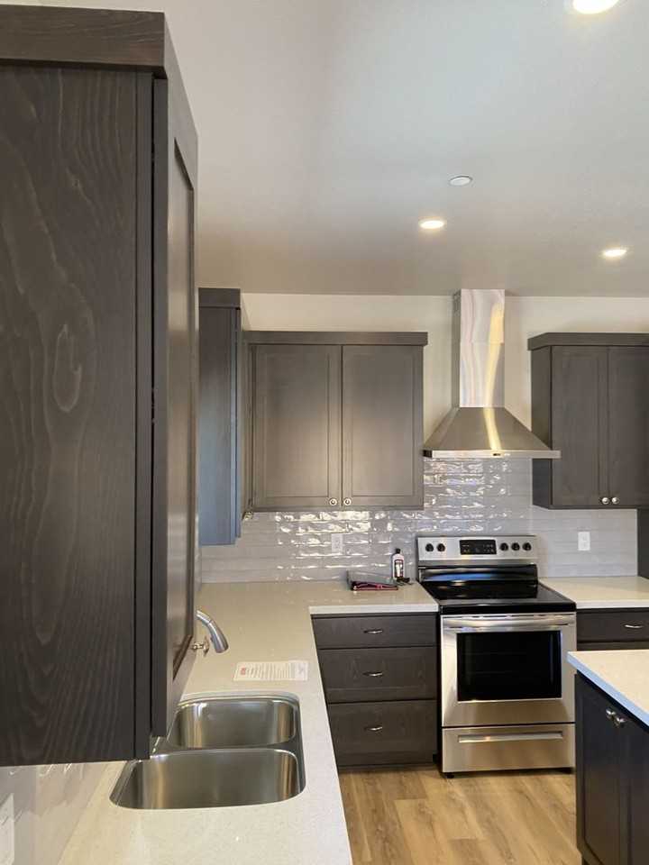 240 Silver Bend Way - Photo 2 of 12