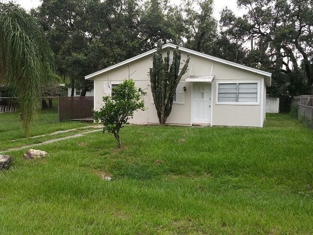 6914 Waycross Ave - Photo 2 of 17