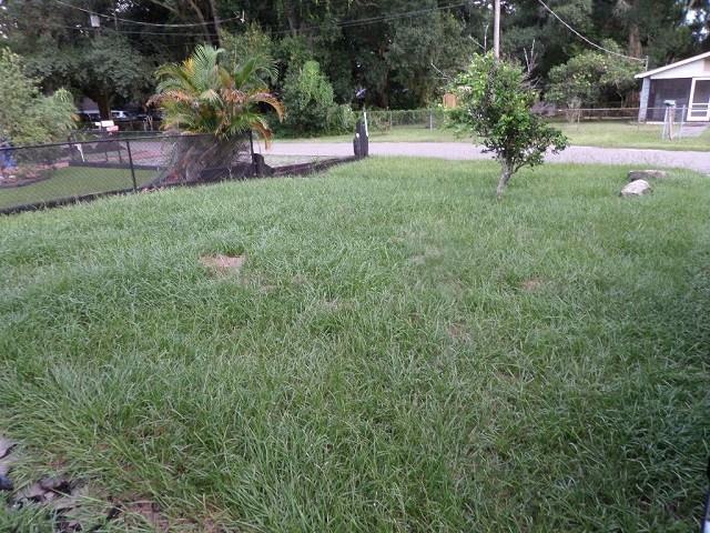 6914 Waycross Ave - Photo 5 of 17