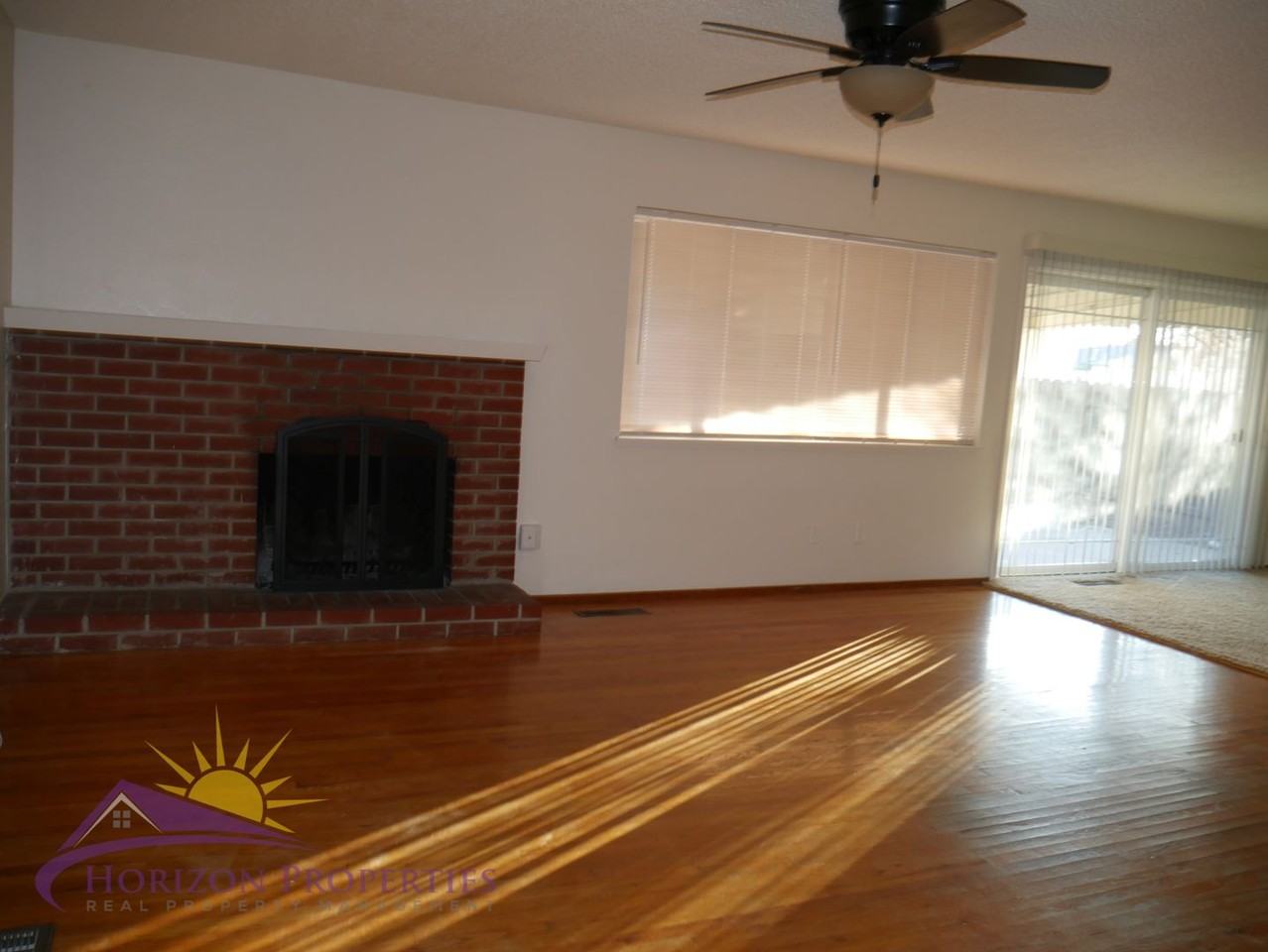 804 Placer Dr - Photo 4 of 23