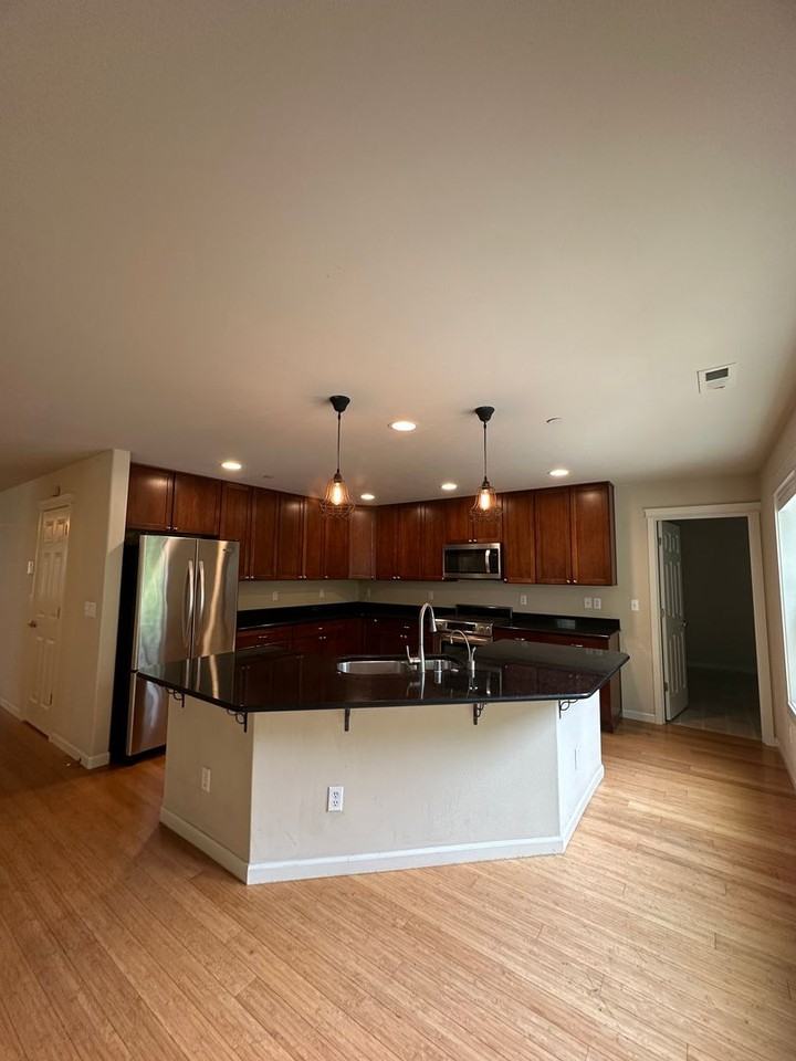 1319 Foreman Rd - Photo 7 of 27
