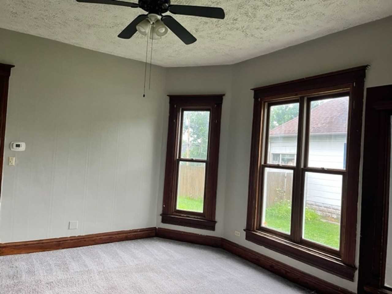 1610 N 13th St - Photo 7 of 23