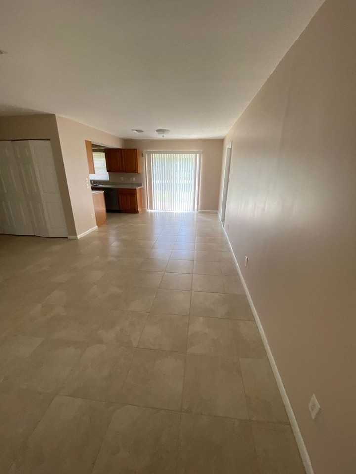 2656 Navajo Ave - Photo 2 of 12