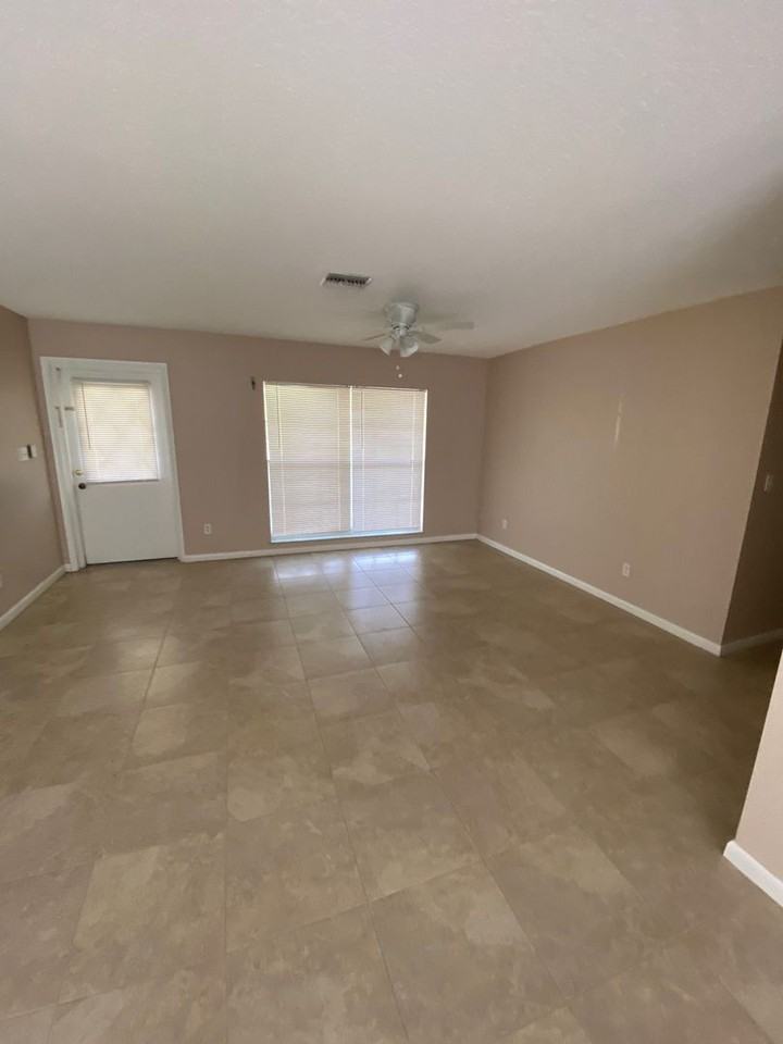 2656 Navajo Ave - Photo 5 of 12