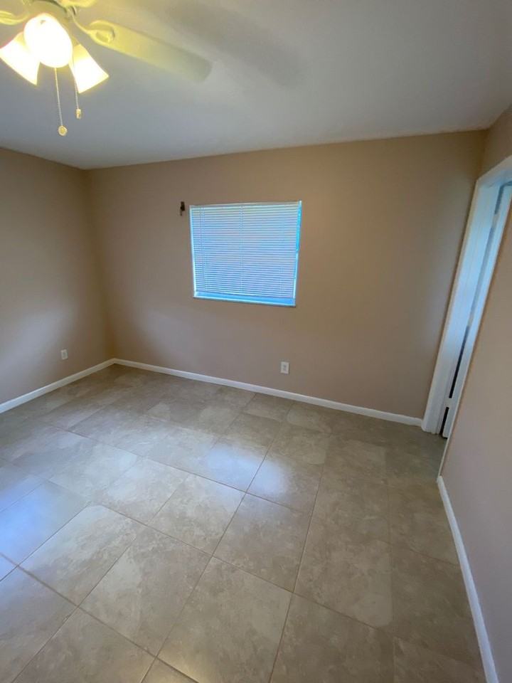 2656 Navajo Ave - Photo 7 of 12