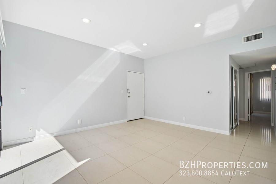 5715 W Olympic Blvd, Los Angeles, CA, 90036 - Photo 3 of 22