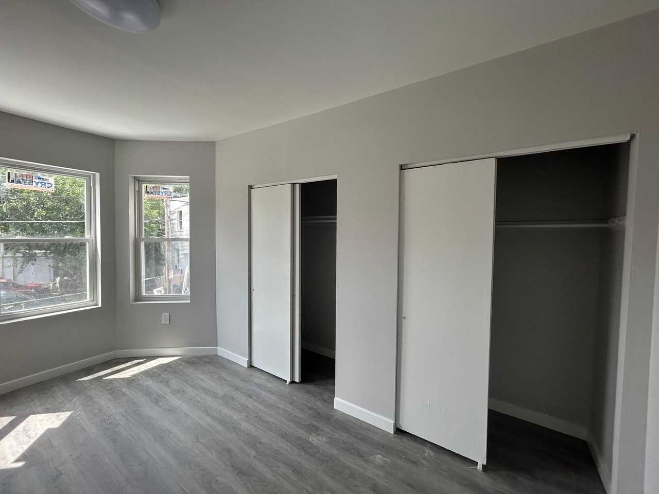 3115 F St - Photo 5 of 26