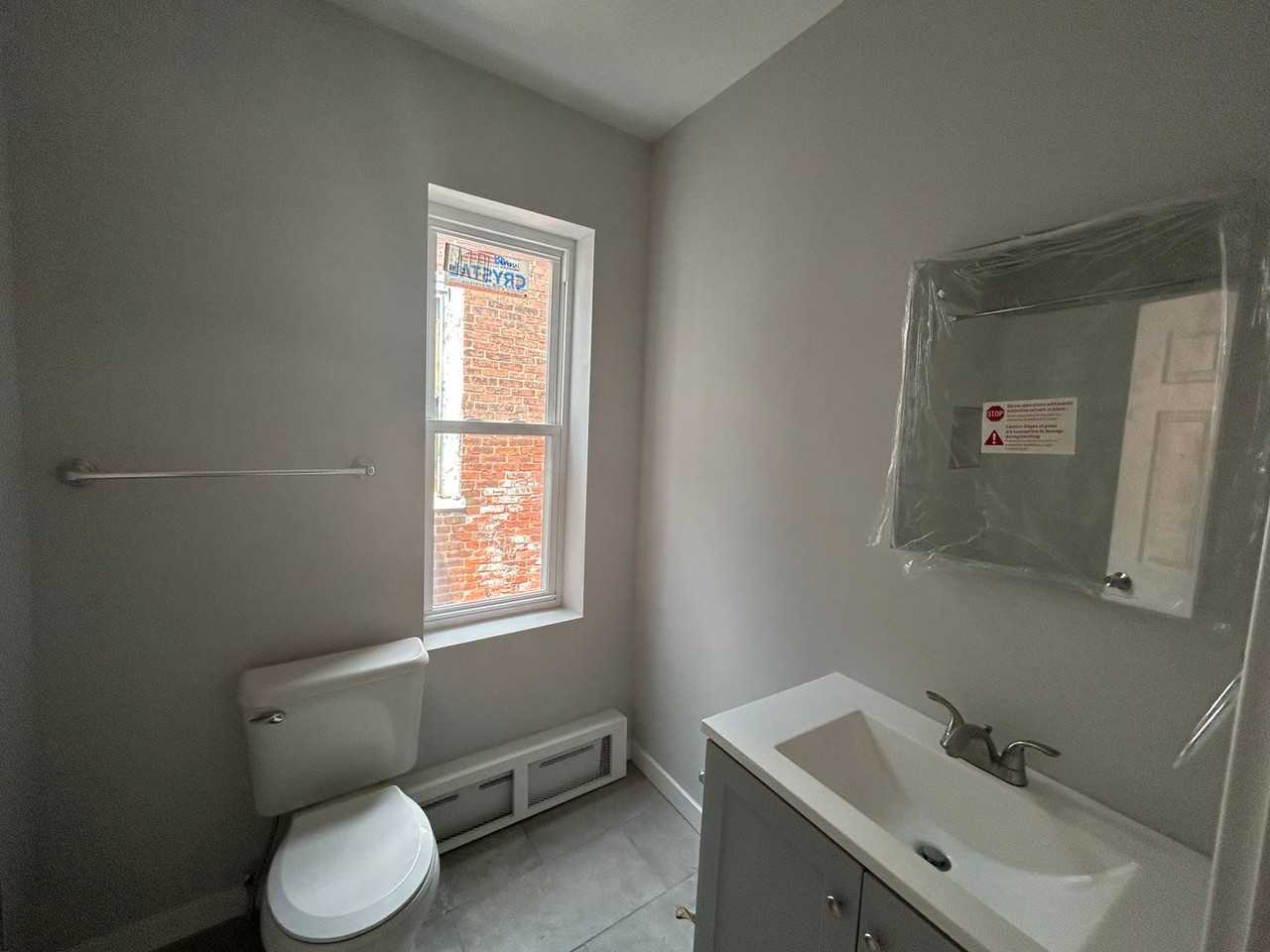 3115 F St - Photo 7 of 26