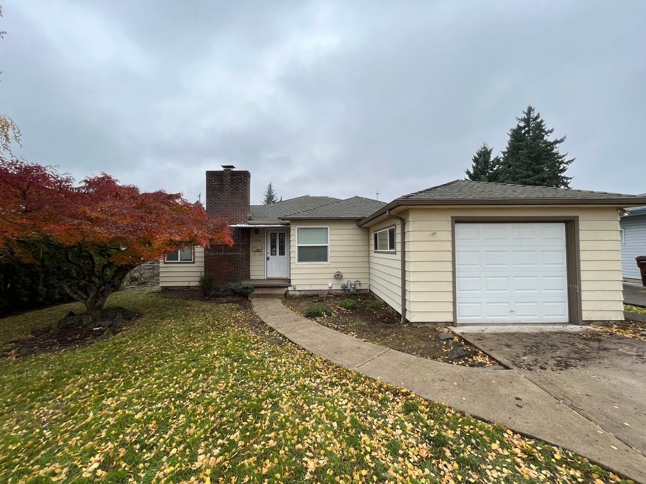 1650 Manor Dr