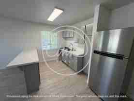 EA415-421-415-421 East Long St.-4 Plex - Photo 1 of 1