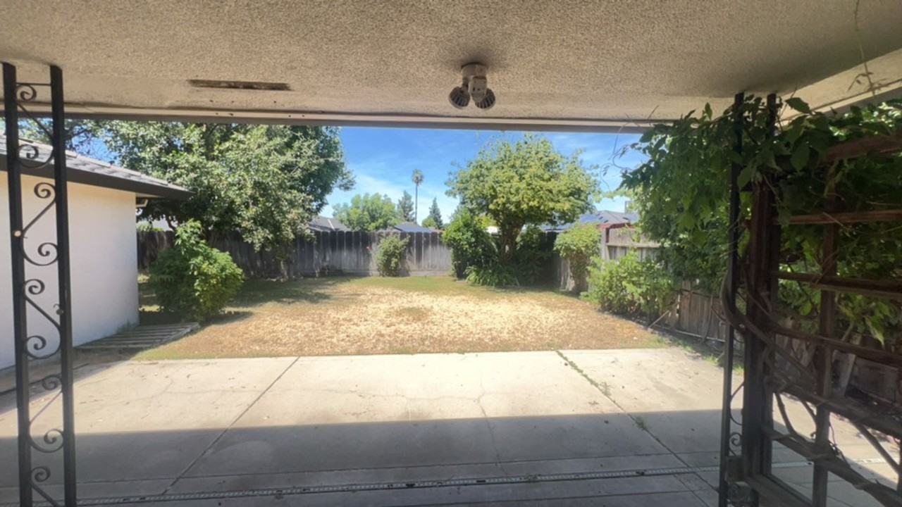 133 Kadota Ave - Photo 7 of 15