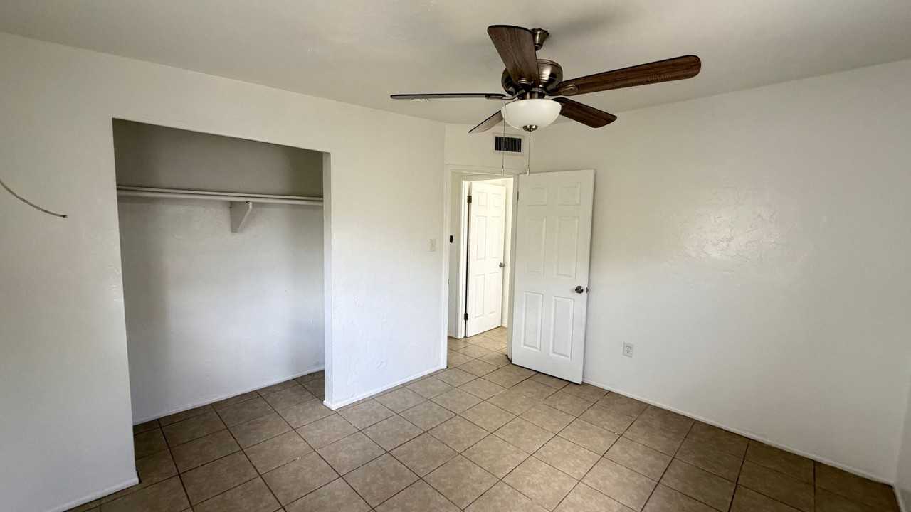 8574 94th Ave - Photo 7 of 26