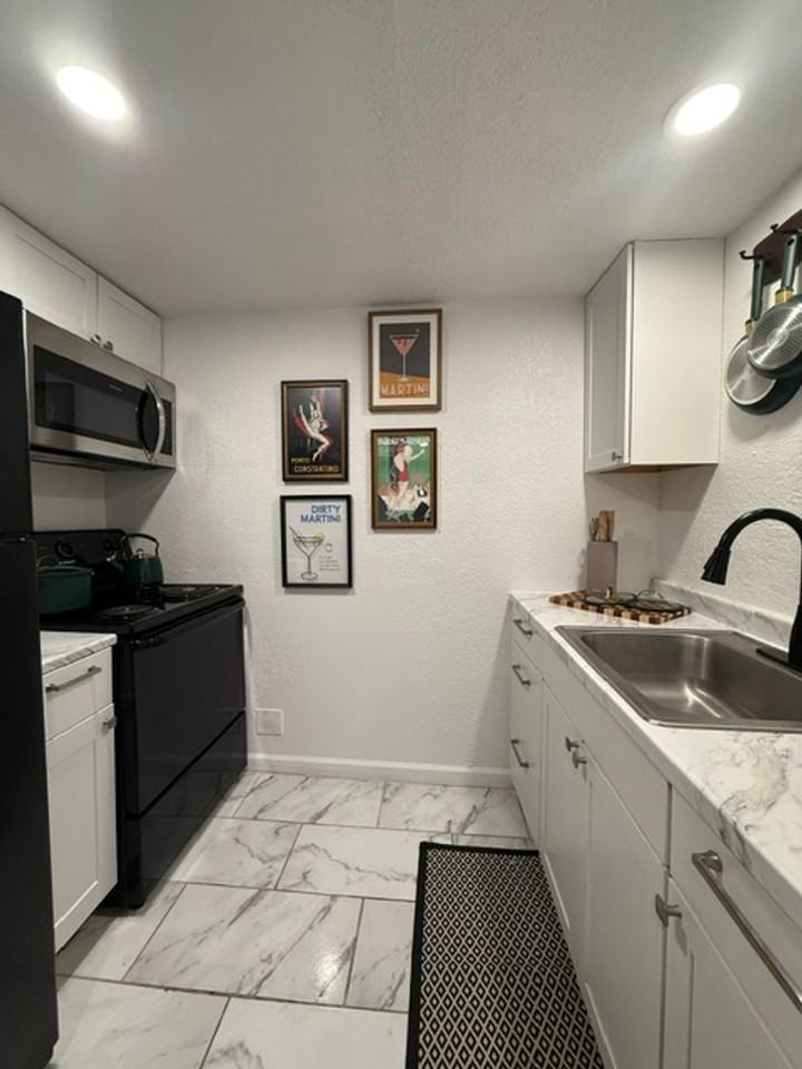 Tuscan Villas Apartments - Photo 2 of 11