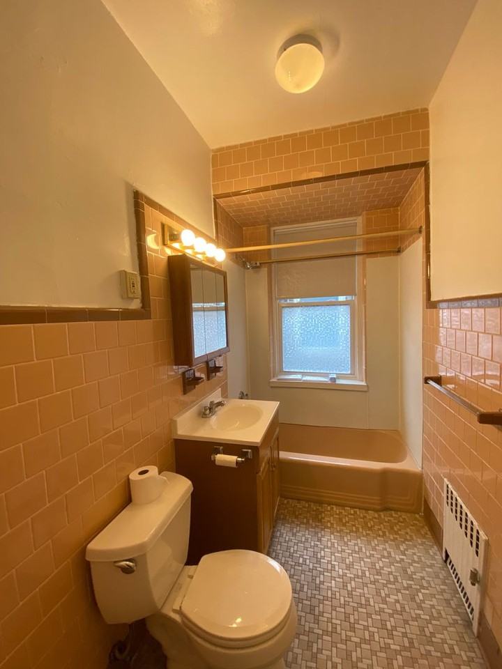 1822 Beacon St - Photo 6 of 6