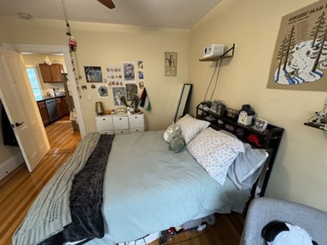 46 Gorham St - Photo 5 of 28