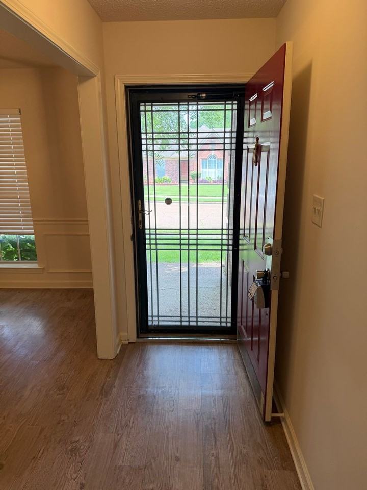 2803 Garden Park Dr - Photo 4 of 21