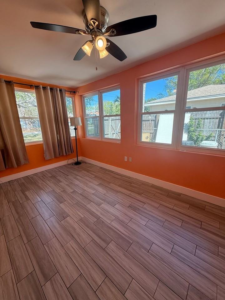 3030 W Napoleon Ave - Photo 2 of 16