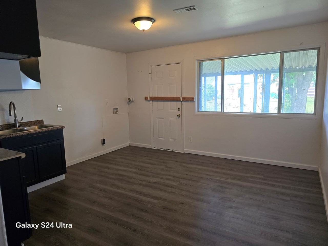 1143 Saint Rose Ln - Photo 5 of 18