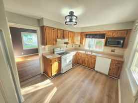 21 Glenmont Dr - Photo 1 of 1