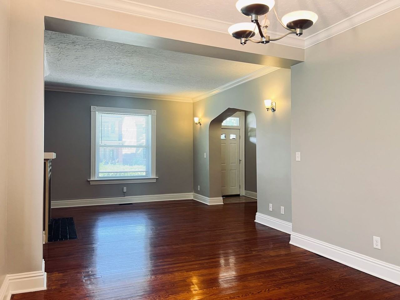 5783 McPherson Ave. - Photo 4 of 50
